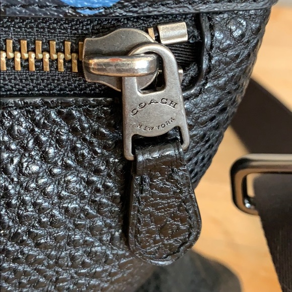 Coach Messenger Bag - Picture 5 of 6